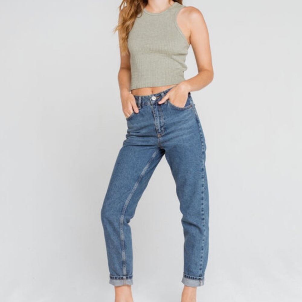 URBAN OUTFITTERS BOYFRIEND JEAN
